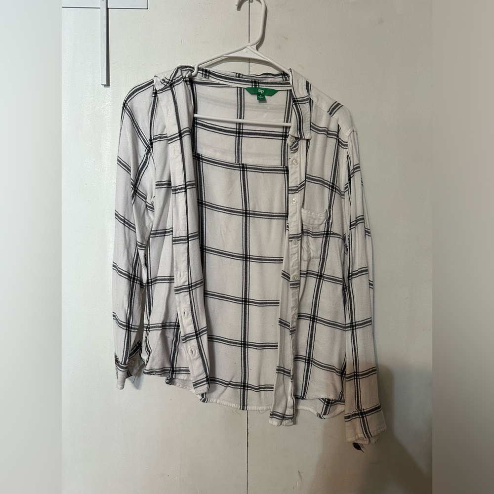 DIP Large White and Black Flannel